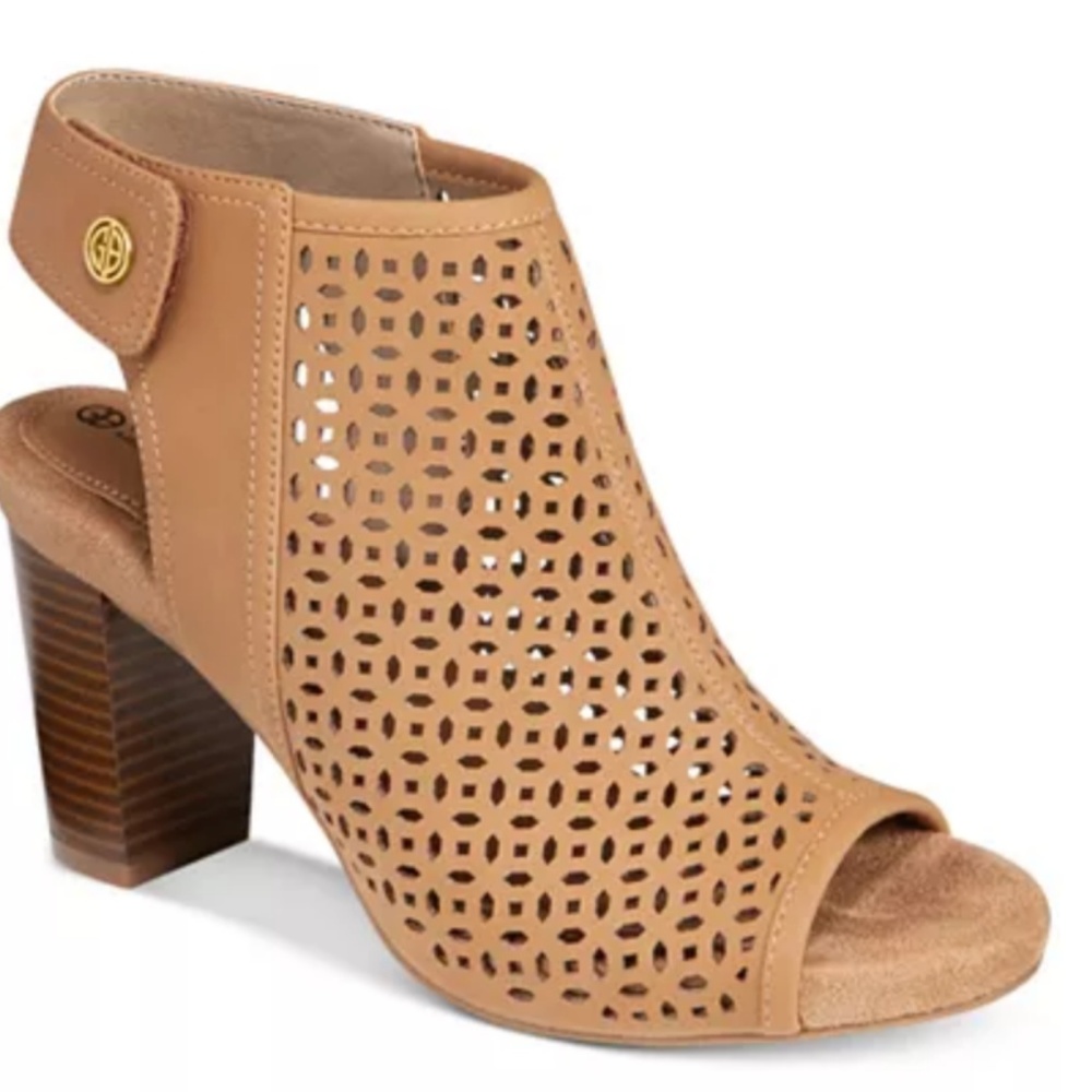 Giani Bernini Josieyy Memory Foam Perforated Shoot - image 1